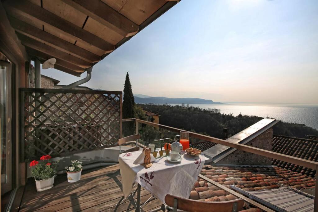 Betta - Newly Renovated Lake-View Terrace Apartment, Peaceful And Silent Surroundings Toscolano Maderno Exterior photo